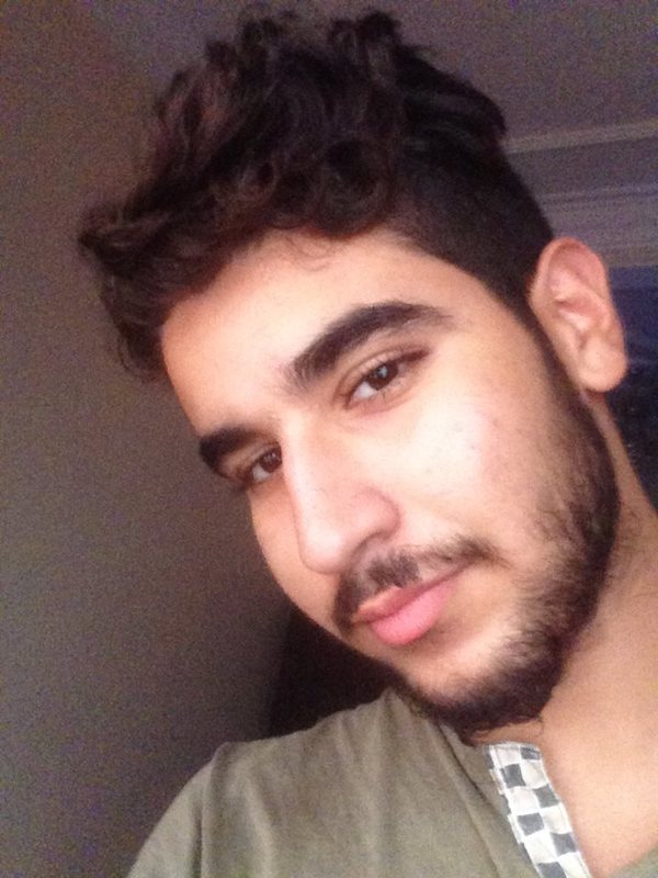 Date this georgeous Colombia man Hamzaarkm from Paris CO19628