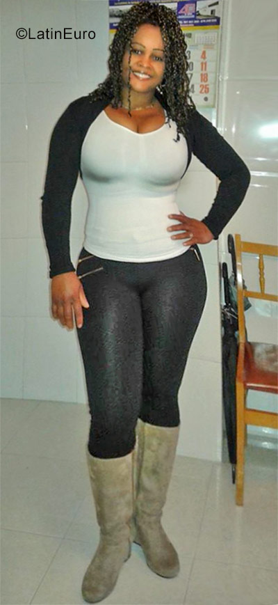 Date this passionate Spain girl Martina from Sabadell ES350
