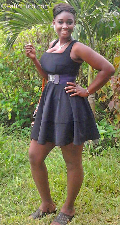 Date this sensual Jamaica girl Keyandria from Manchester JM2509
