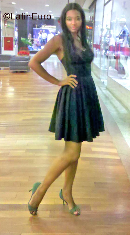 Date this young Brazil girl Josiclena from Brasilia BR9838