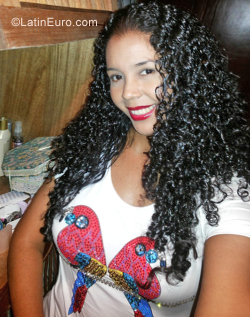 Date this fun Colombia girl Maira from Cartagena CO19900