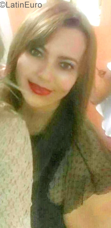 Date this cute Brazil girl Clara from Natal BR9850
