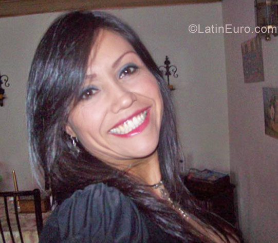Date this charming Colombia girl Diana from Bogotá CO30612