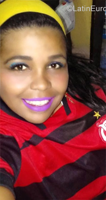 Date this foxy Brazil girl Elie from Vitoria BR9898
