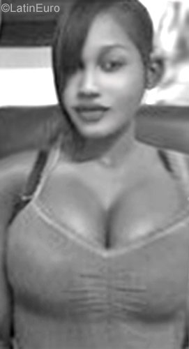 Date this hard body Dominican Republic girl Jenny from Puerto Plata DO27525