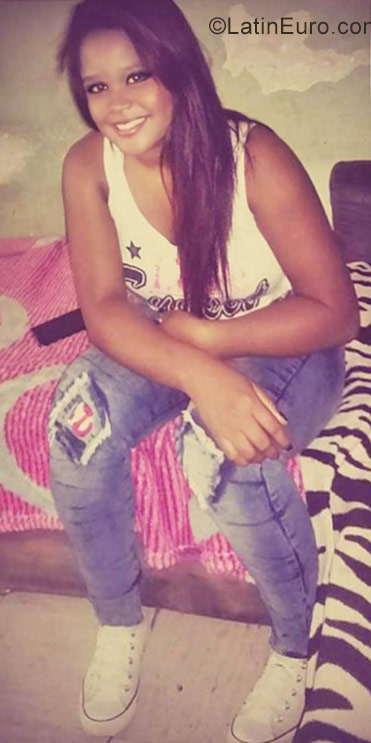 Date this stunning Colombia girl Nohelia from Cali CO20371