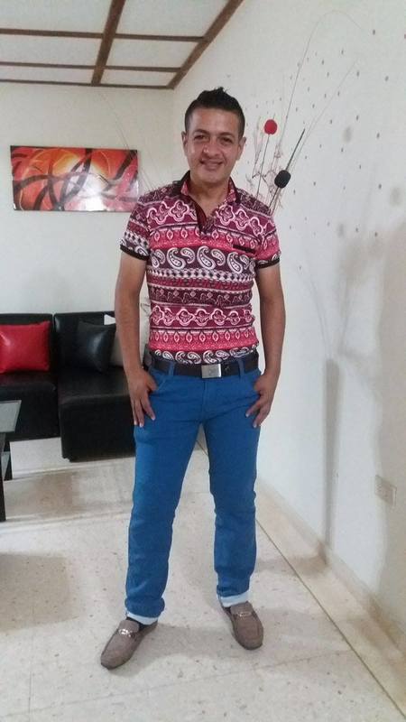 Date this hard body Colombia man Allen farid from Barranquilla CO20710