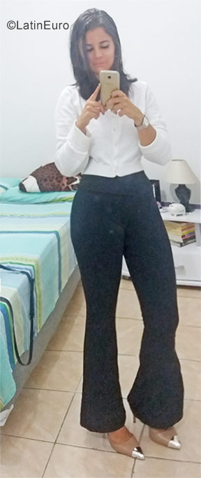 Date this good-looking Brazil girl Liliam from Campina Grande BR9941