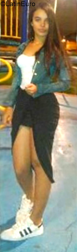 Date this lovely Colombia girl Bibiana from Bogota CO21253