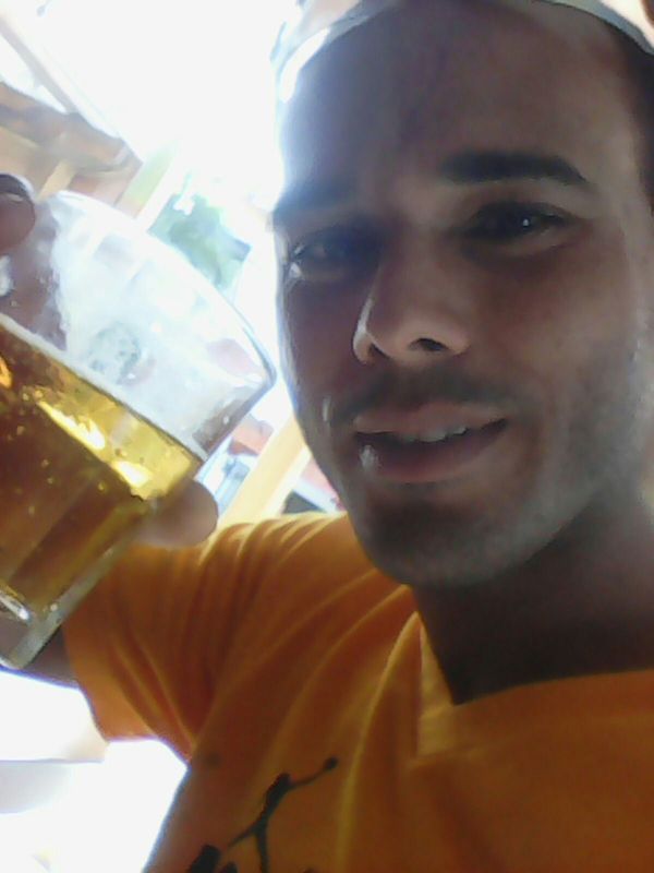 Date this tall Dominican Republic man Carlos from Santo Domingo DO28497
