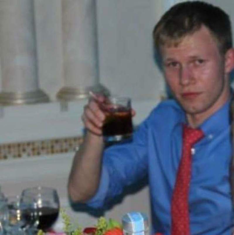 Date this athletic United States man Ubillo from New York US18117
