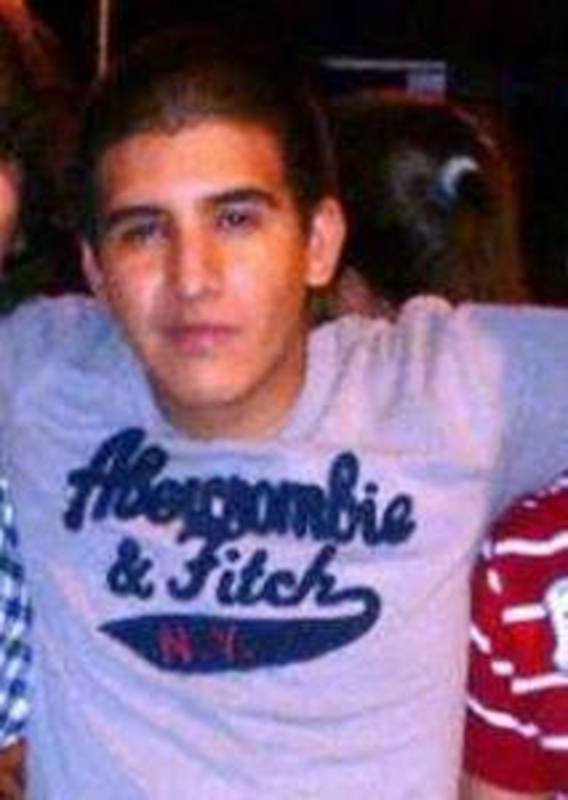Date this voluptuous Colombia man Cristian andres from Cali CO21348