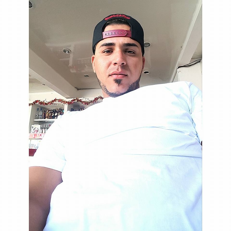 Date this tall Dominican Republic man Alejandro Alber from Santiago DO28650