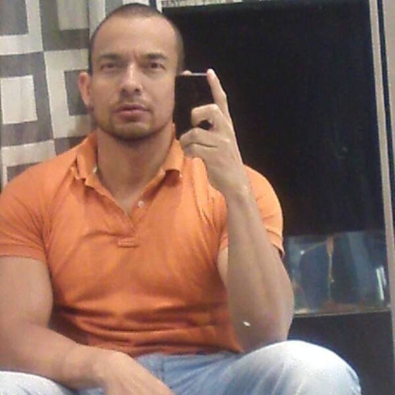 Date this lovely Colombia man Leonardo fabio from Bogota CO21468