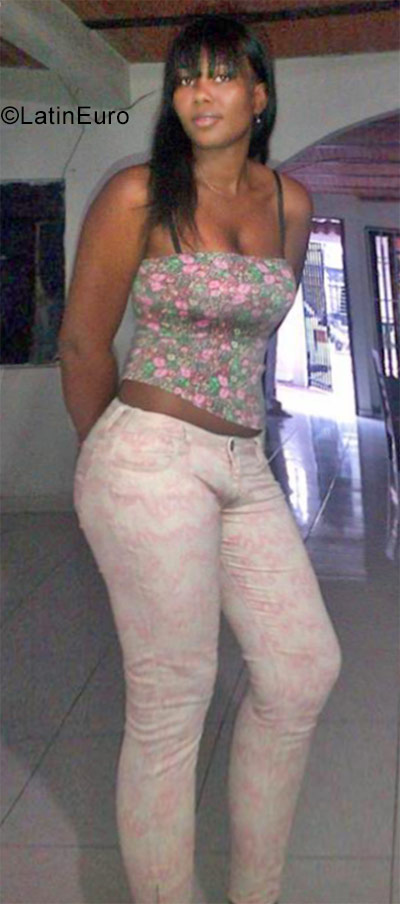 Date this sultry Colombia girl Ana maria from Cali CO24612