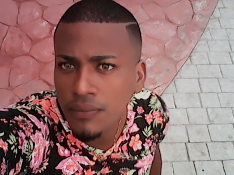 Date this happy Cuba man Adrian from Santiago De Cuba CU87