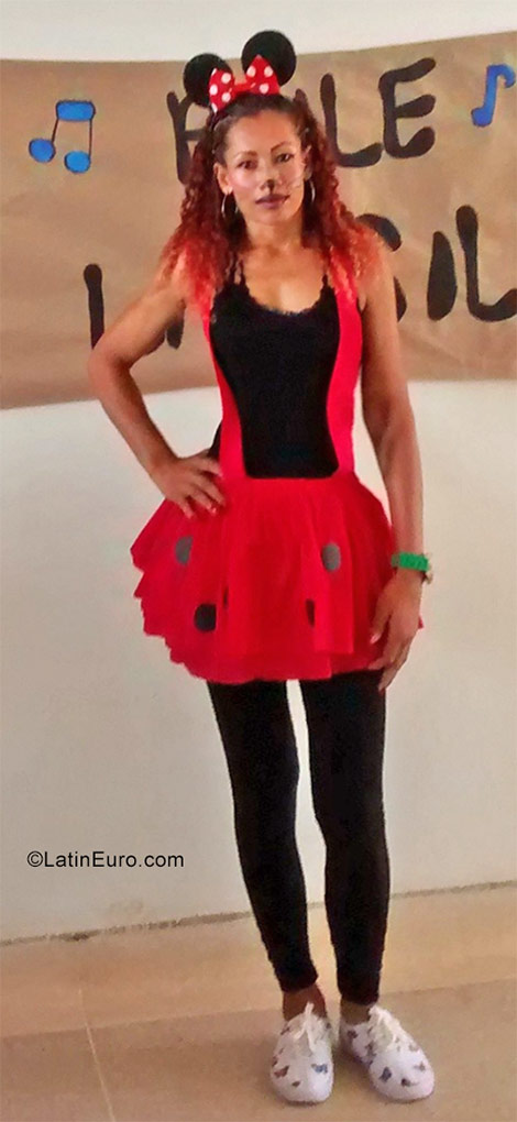 Date this delightful Colombia girl Beatriz from Medellin CO21643