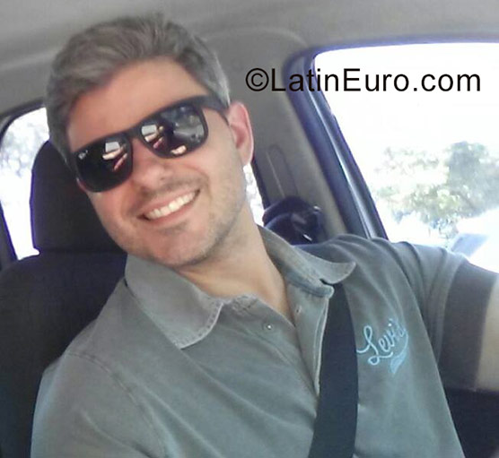 Date this young Brazil man Eduardo from Sao Paulo BR10078