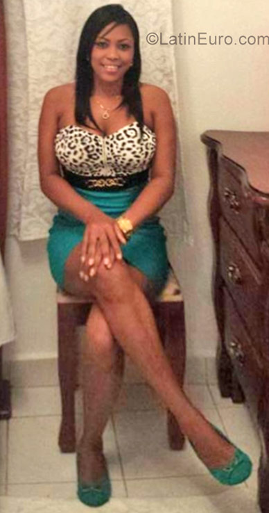 Date this georgeous Dominican Republic girl Sarah from Puerto Plata DO29102