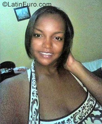 Date this funny Dominican Republic girl Maryx from Santo Domingo DO29209