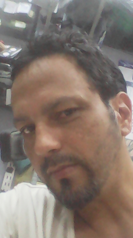 Date this beautiful Colombia man AlBERTO from Medellin CO21861