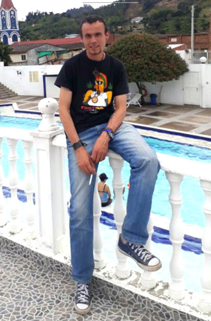 Date this georgeous Colombia man Juan from Bogota CO21918