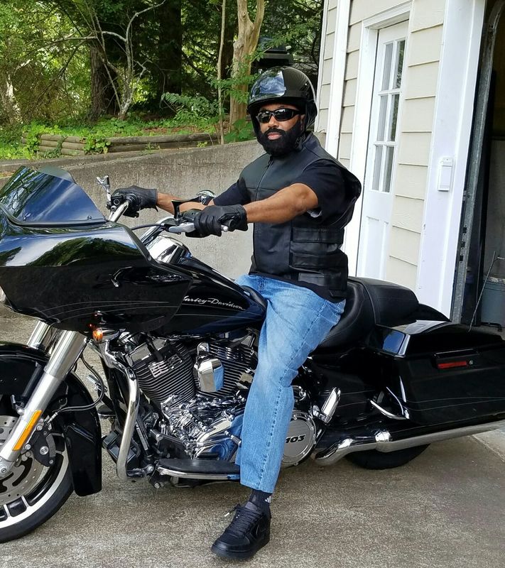 Date this funny United States man Big from Lawrenceville US18329