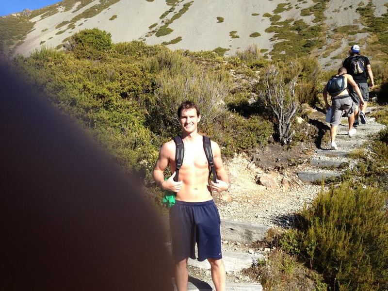 Date this lovely United States man Challenging from Portland US18332