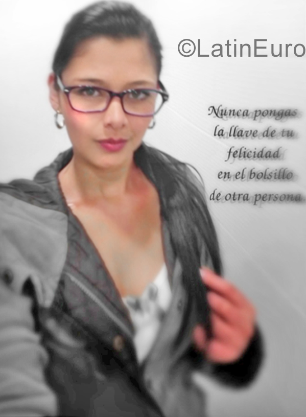 Date this passionate Colombia girl Mary from Bogota CO22023