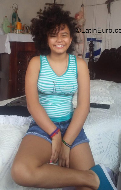 Date this delightful Colombia girl Maria camila or from Manizales CO22045