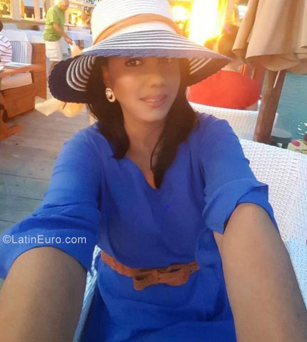 Date this young Dominican Republic girl Brailen from Santo Domingo DO32380