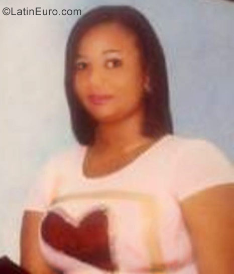 Date this pretty Dominican Republic girl Bianca from Mao Varverde DO29804