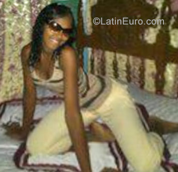 Date this exotic Dominican Republic girl Dimilka from Santiago DO29828