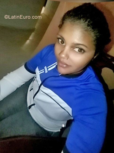 Date this good-looking Dominican Republic girl Clarita from Santo Domingo DO29845