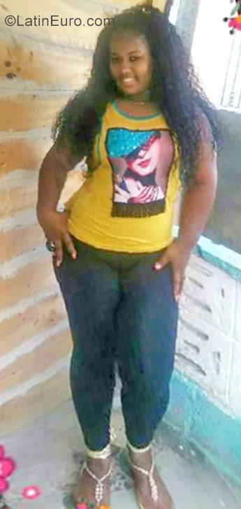 Date this sensual Dominican Republic girl Rose from Santo Domingo DO29873