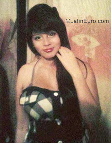 Date this exotic Colombia girl Laura from Medellin CO22158