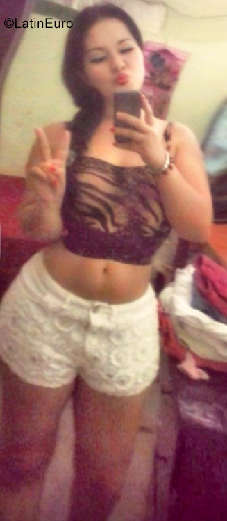 Date this pretty Colombia girl Vanesa from Bogota CO22230