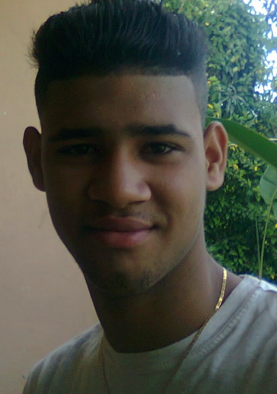 Date this hard body Cuba man Miguel angel es from La Habana CU98