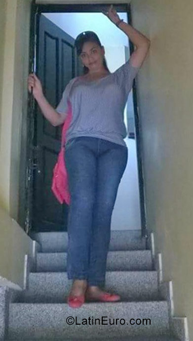Date this exotic Colombia girl Monica from Barranquilla CO30849