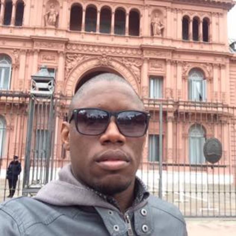 Date this hard body Brazil man Osvaldo from São Paulo BR10294