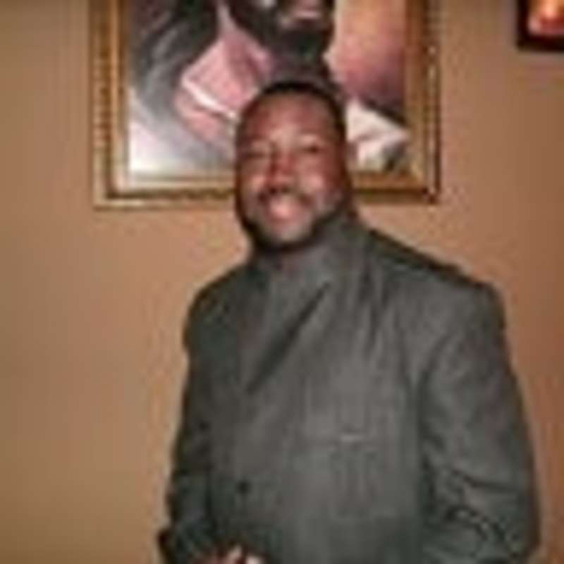 Date this gorgeous United States man Dark from Jacksonville US18712