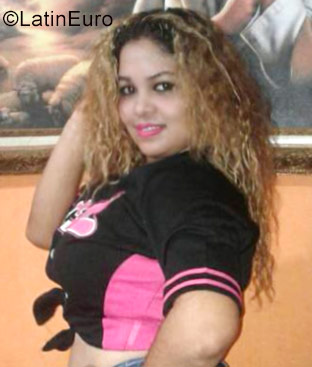 Date this delightful Colombia girl Elianys from cartagena CO22456