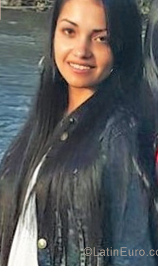Date this delightful Colombia girl Milena from Bogota CO22467