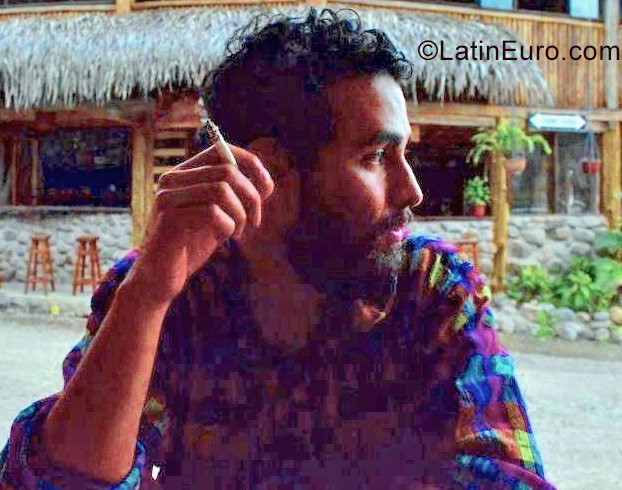 Date this gorgeous Ecuador man Javier from Quito EC212