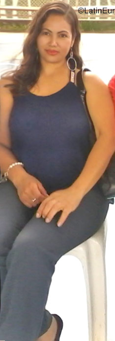 Date this delightful Peru girl Nadia from Lima PE1141