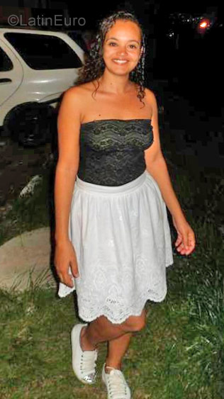 Date this exotic Brazil girl Hozania from Rio De Janeiro BR10314