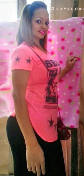 Date this tall Venezuela girl Edurelis from Caracas VE1023