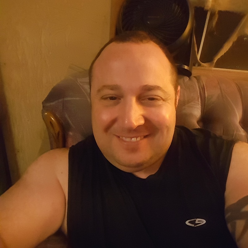 Date this lovely United States man Tom from Chicago US18754