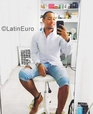 Date this foxy Colombia man David from Cali CO22603