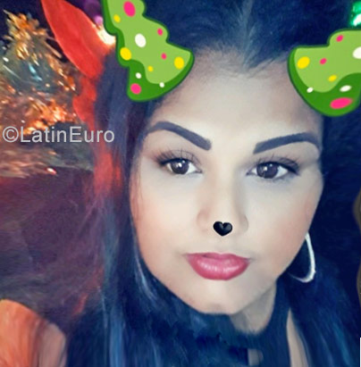 Date this hot Dominican Republic girl Julissa from Puerto Plata DO30574